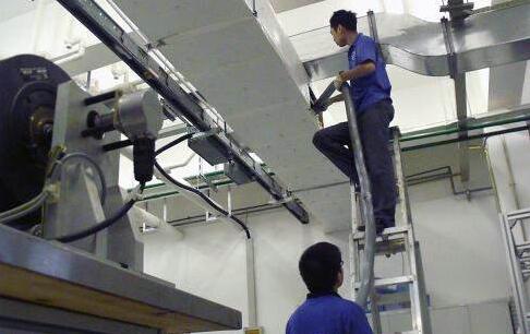 鄭州中央空調(diào)清洗保養(yǎng)注意事項 鄭州中央空調(diào)清洗保養(yǎng)注意事項