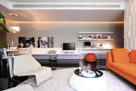 在間隙連接到固定殼體泄漏的室內(nèi)機(jī)殼體